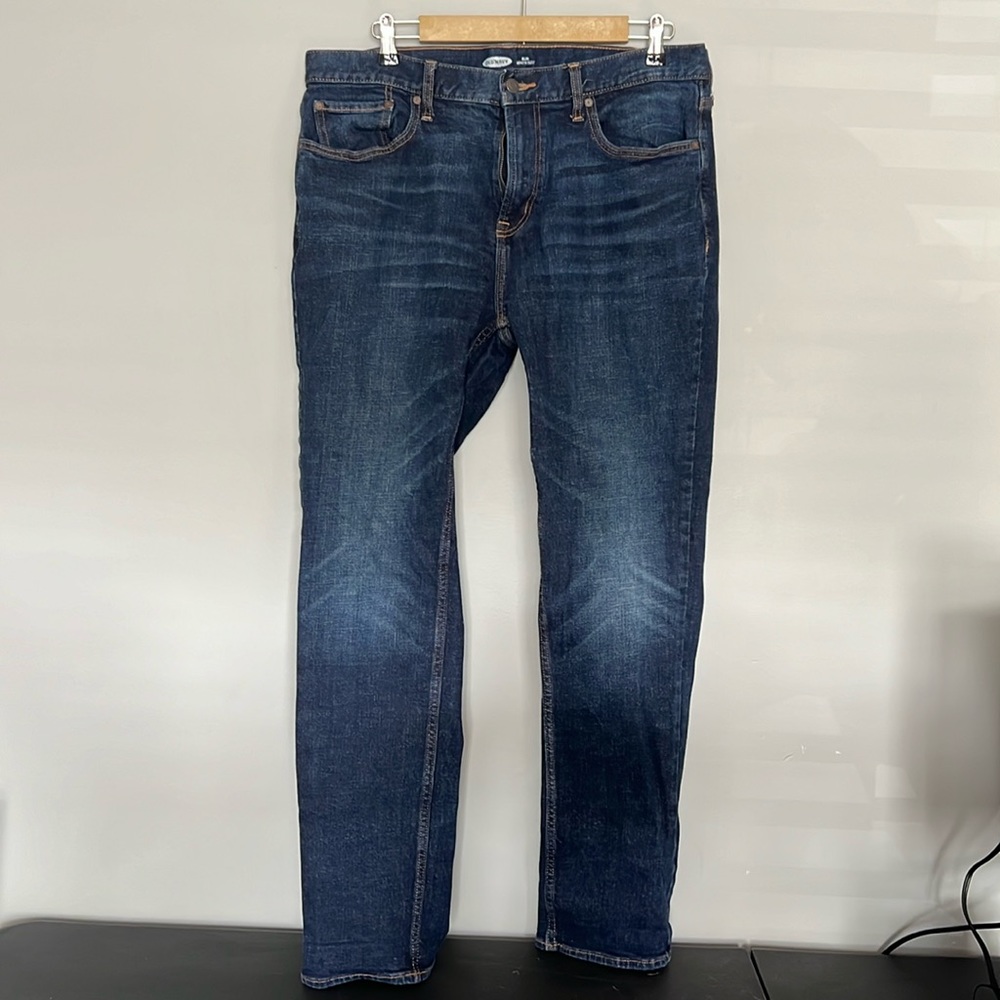 Old Navy men’s jeans. Slim built-in flex